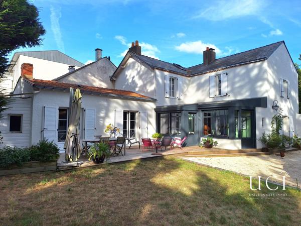 Maison de charme 196 m² – 5 chambres – Terrain de 1447m² – Nantes Sud