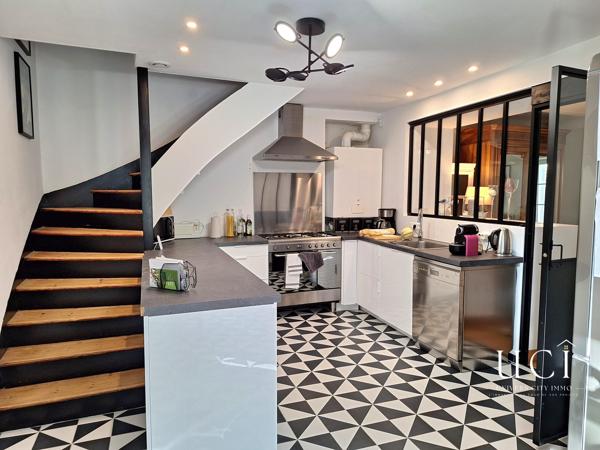 Maison de charme 196 m² – 5 chambres – Terrain de 1447m² – Nantes Sud