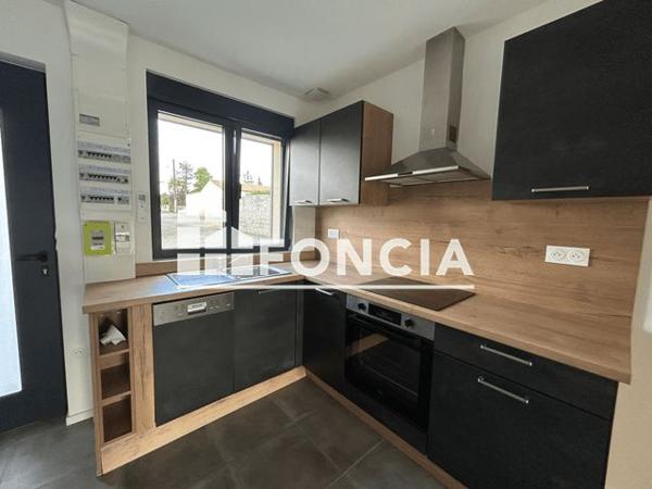 Location Maison 3 pièces 72 m² - 62 RUE ROBERT PLANTIVEAU Surgeres 17700