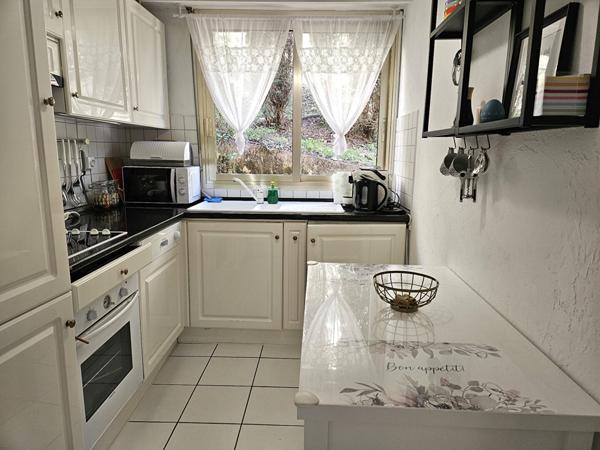 Appartement Grasse 2 pièces 36.66 m2, piscine et tennis