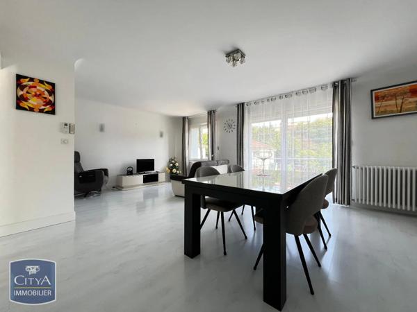 Maison à louer 6 pièces 143m²