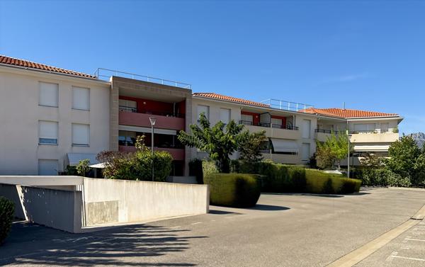 T3 avec terrasse et parking résidence récente, sécurisée avec ascenseur !