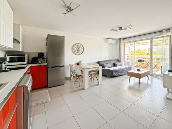 T3 avec terrasse et parking résidence récente, sécurisée avec ascenseur !