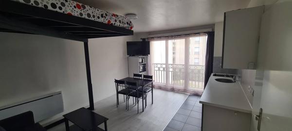 Appartement Pontault Combault 1 pièce(s) 28.5 m2