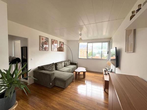 Chamalières - Appartement T3 traversant avec vue panoramique