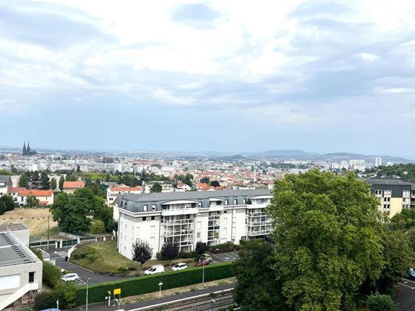 Chamalières - Appartement T3 traversant avec vue panoramique