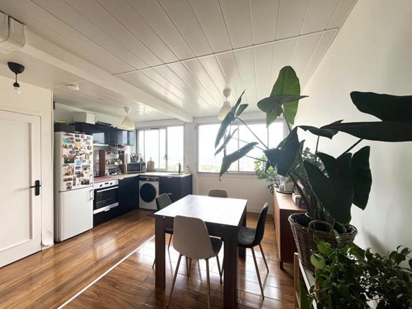 Chamalières - Appartement T3 traversant avec vue panoramique