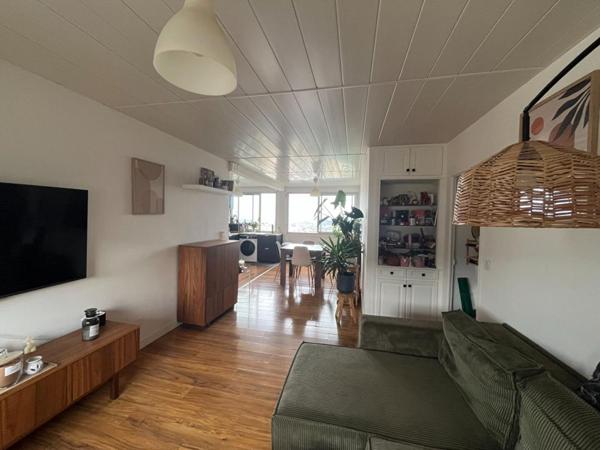 Chamalières - Appartement T3 traversant avec vue panoramique