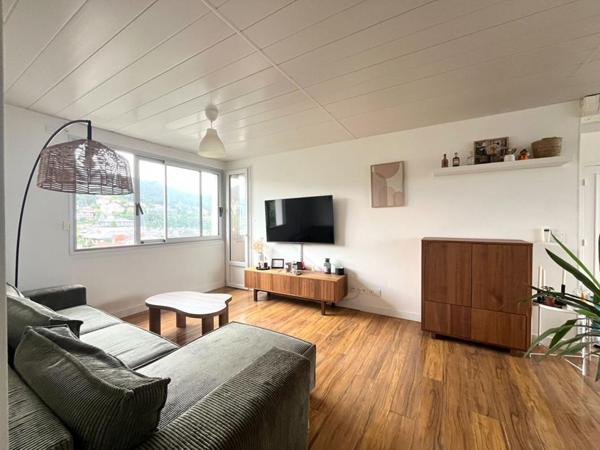 Chamalières - Appartement T3 traversant avec vue panoramique