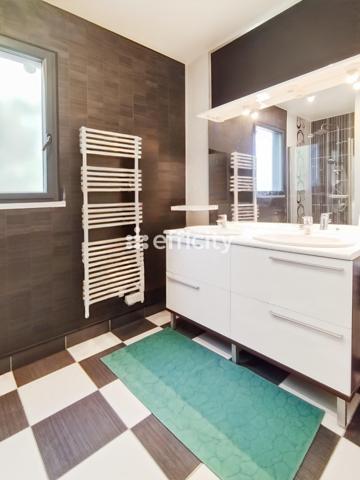 Maison 6 pièces - 133 m² Exclusivité efficity