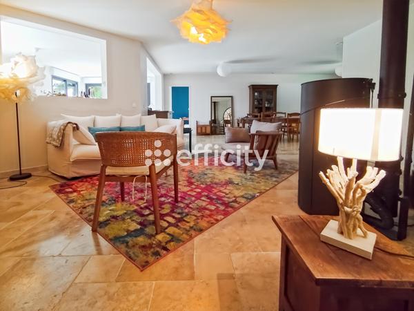 Maison 6 pièces - 133 m² Exclusivité efficity