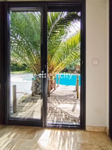 Maison 6 pièces - 133 m² Exclusivité efficity