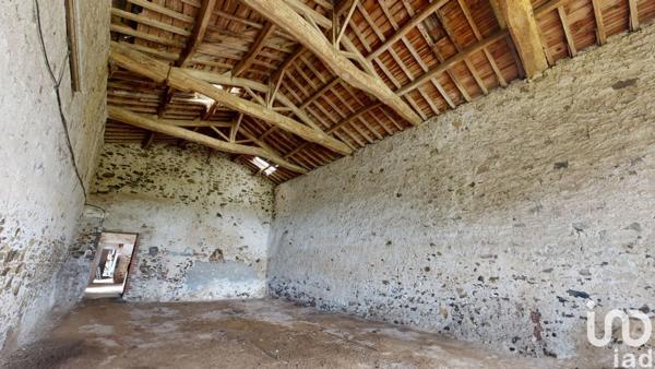 Longère 5 pièces de 260 m² à Mauges-sur-Loire (49410)