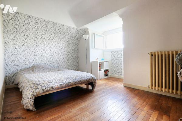 MONTFORT SUR MEU - au coeur de ville, maison de 175 m² avec piscine