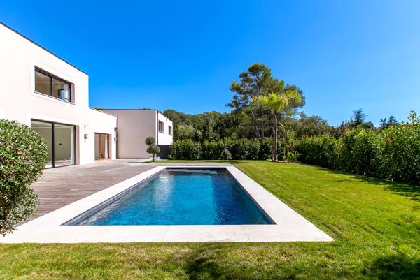 Maison à vendre à Mouans-Sartoux (06370) - Alpes-Maritimes