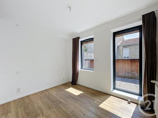 Maison à vendre  5 pièces - 108 m 2   BORDEAUX  - 33