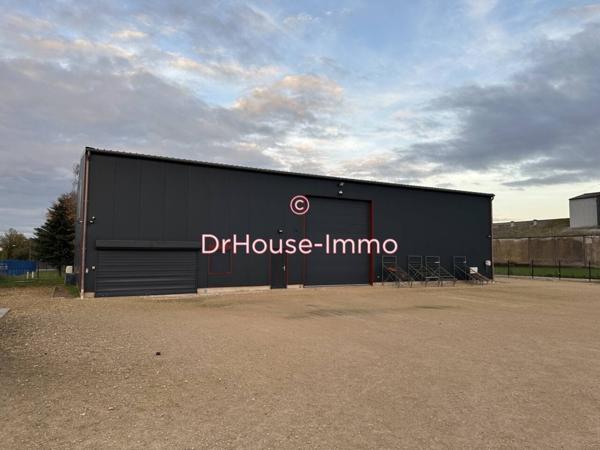 Commerce à louer 5 pièces de 367 m²