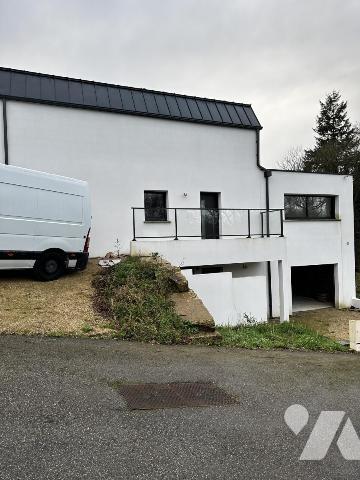A VENDRE 56 ELVEN BELLE MAISON NEUVE AVEC SOUS-SOL PROCHE BOURG ET ECOLE