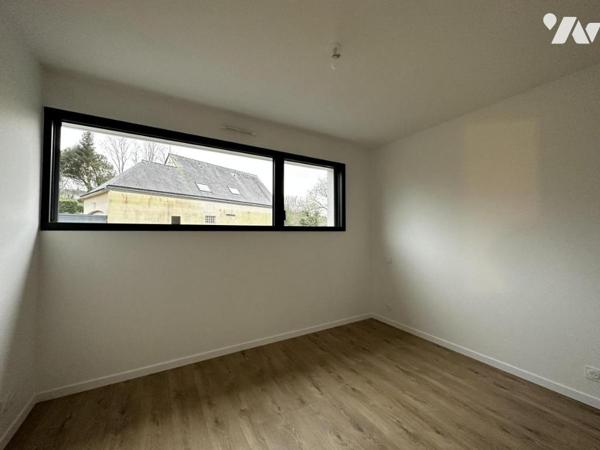 A VENDRE 56 ELVEN BELLE MAISON NEUVE AVEC SOUS-SOL PROCHE BOURG ET ECOLE