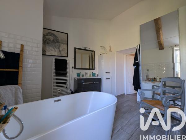 Maison à vendre 4 pièces 142 m² Saint-Louis-de-Montferrand