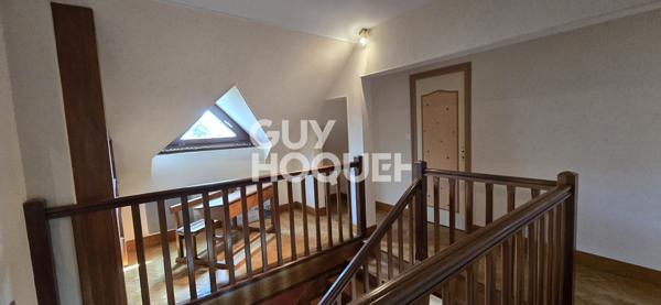 MAISON À VENDRE DE 7 PIÈCES DE 154,20 M²