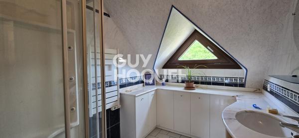 MAISON À VENDRE DE 7 PIÈCES DE 154,20 M²