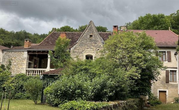 Maison à vendre à Gourdon dans le Lot (46300), ref : 46041/385