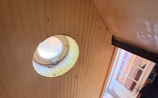 Maison à vendre    6 pièces •  Bélâbre