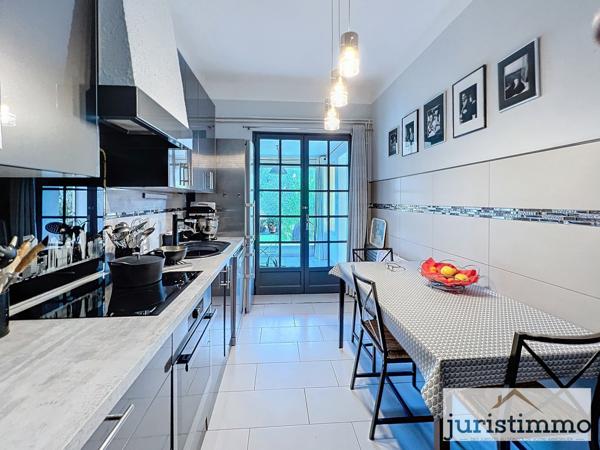 Buis-les-Baronnies (26170) BUIS LES BARONNIES - PROCHE DU CENTRE VILLE - VILLA DE 120 m2 - TERRAIN DE 1970 m2