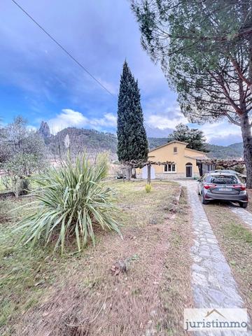 Buis-les-Baronnies (26170) BUIS LES BARONNIES - PROCHE DU CENTRE VILLE - VILLA DE 120 m2 - TERRAIN DE 1970 m2