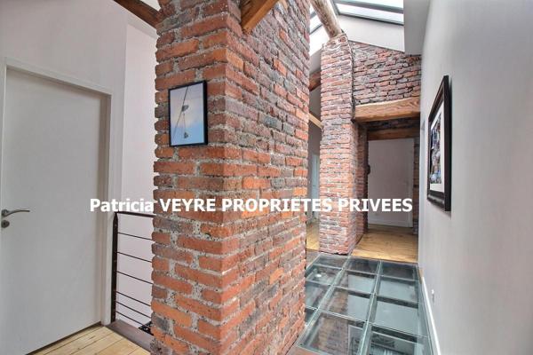 SAINT ETIENNE 42000 Magnifique DUPLEX style loft industriel en hypercentre 230m² habitables, 5 chambres, 2 terrasses, garage fermé, place de parking sécurisée et trois caves