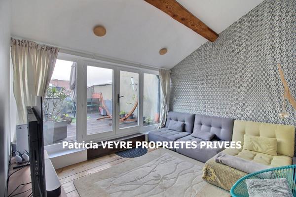 SAINT ETIENNE 42000 Magnifique DUPLEX style loft industriel en hypercentre 230m² habitables, 5 chambres, 2 terrasses, garage fermé, place de parking sécurisée et trois caves