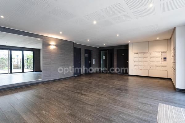 MAISONS ALFORT - 4 pièces de 99m² avec parking, cave et terrasse