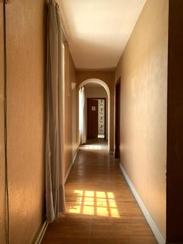 MAISON DE VILLAGE EN PIERRE AVEC BALCON, JARDIN ET GARAGE