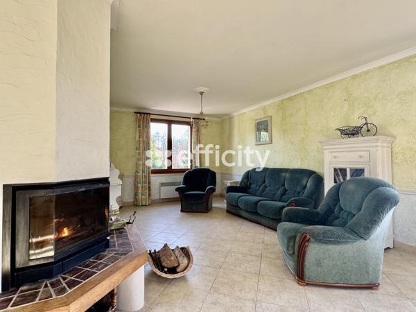 Maison 8 pièces - 183 m² Exclusivité efficity