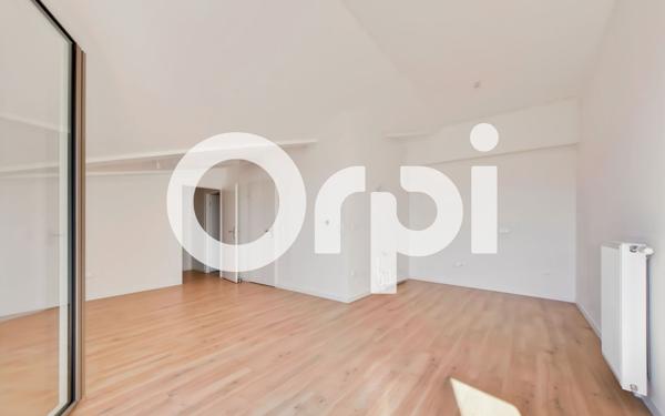 Appartement à vendre    3 pièces • 60,01 m2 Senlis