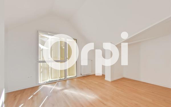 Appartement à vendre    3 pièces • 60,01 m2 Senlis