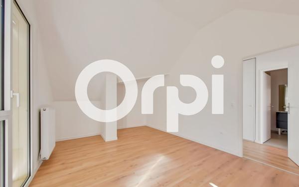 Appartement à vendre    3 pièces • 60,01 m2 Senlis