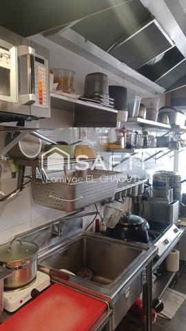 Restaurant, extraction, sur place et à emporter