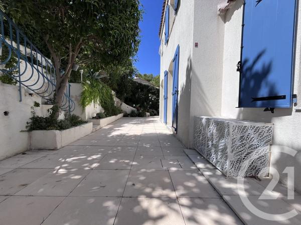 Maison à vendre  5 pièces - 137 m 2   LES PENNES MIRABEAU  - 13