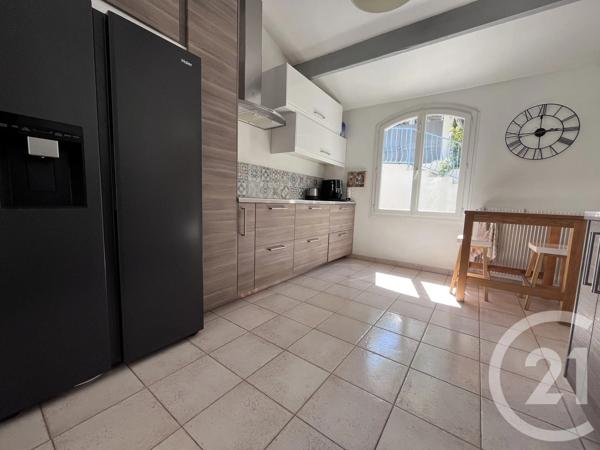 Maison à vendre  5 pièces - 137 m 2   LES PENNES MIRABEAU  - 13