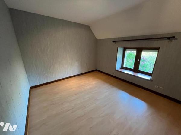 BEAUNE à 6,5 kms maison au calme sur env 2200 m² de terrain