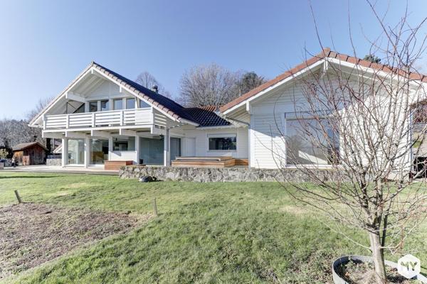Maison • Vente • 200m2 • Orcines 660 000 € FAI