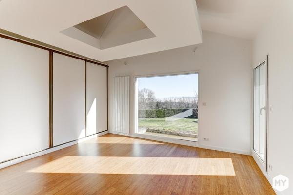 Maison • Vente • 200m2 • Orcines 660 000 € FAI