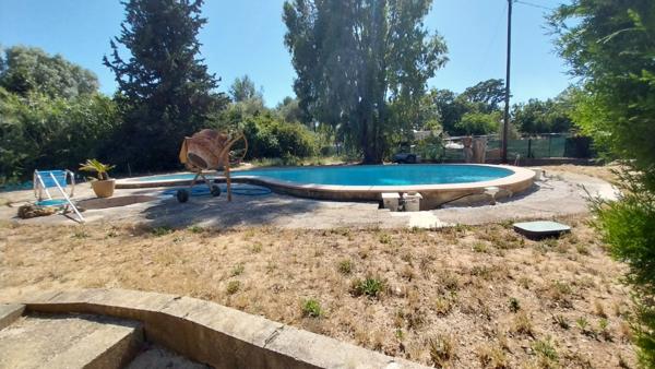Villa
                                                                                                                                                                                                                                                                                                                        5 pièce(s)                                                                                                                                                                                                          4 chambre(s)                                                                                                                                                                                                          111  m²