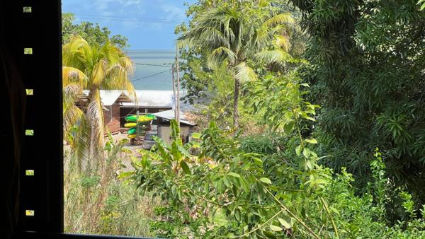 Splendide coup de coeur pour ce T2 vue mer à Montjoly