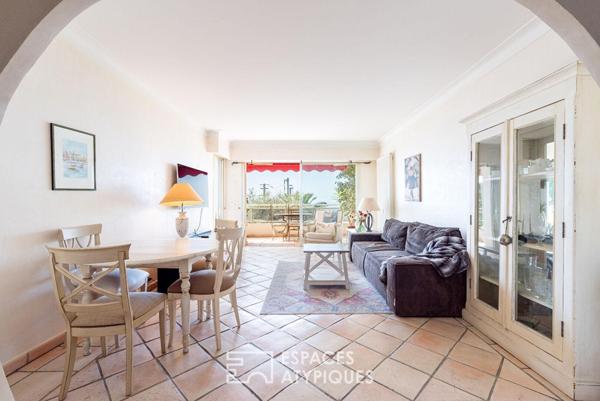 Grand T3 avec terrasse vue mer, box fermé et parking