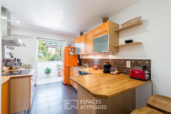 Grand T3 avec terrasse vue mer, box fermé et parking