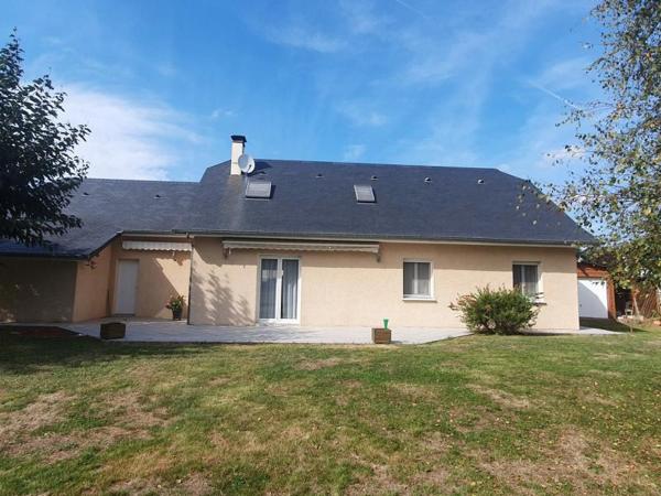 Maison - Proximite oloron-sainte-marie - Réf.:205438 PROXIMITE IMMEDIATE D'OLORON - BELLE VILLA 4 CHS EN PARFAIT ETAT
