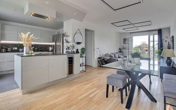 Appartement à vendre    5 pièces • 107,65 m2 Le Plessis-Robinson